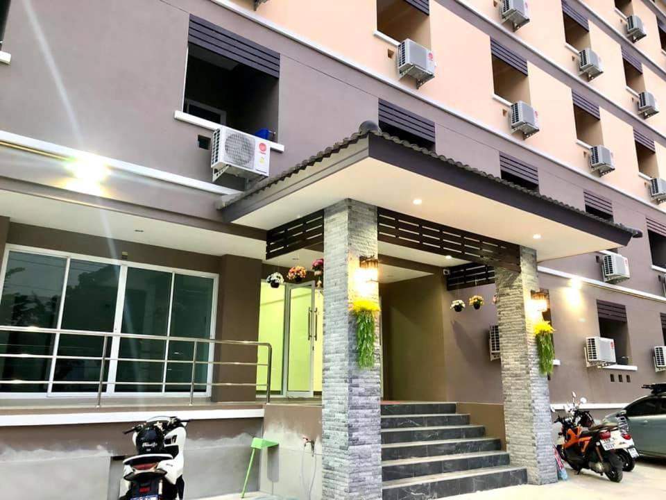 My Home Hotel - Phutthamonthon 4 Road, Near Mahidol University Salaya Ban Krathum Lom Extérieur photo